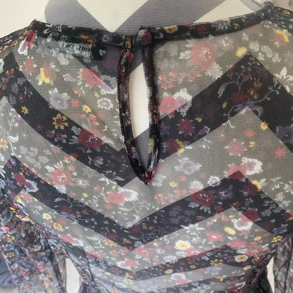 ASOS/FIRST AND I - Picture 5 of 7